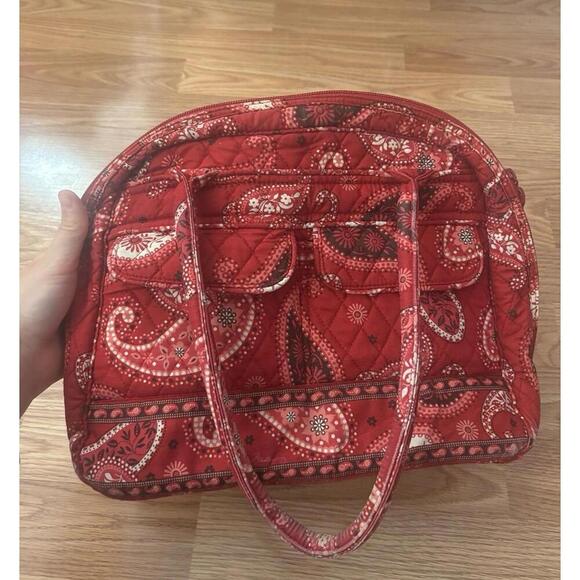 Vera Bradley Shoulder Bag Paisley Mesa Red - Picture 2 of 9